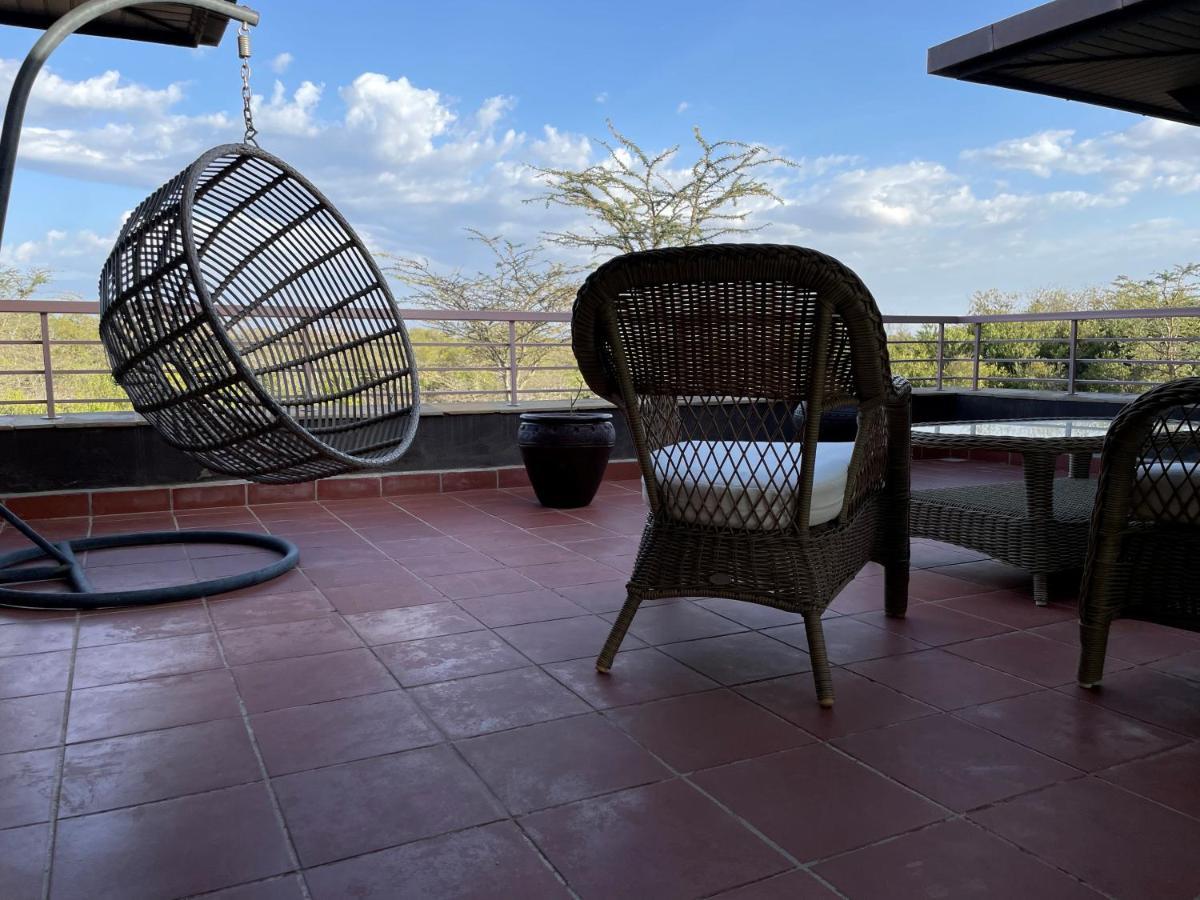 נאניוקי Nyikani House מראה חיצוני תמונה